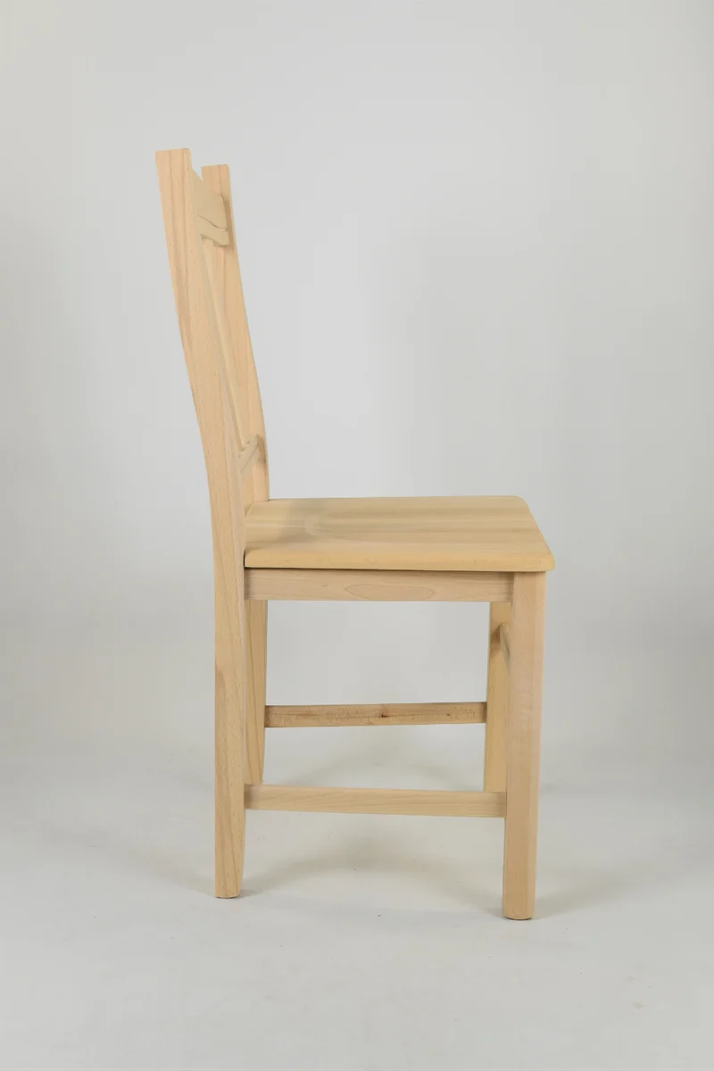 Set sedie modello Silvana con robusta struttura in legno di faggio levigato, non trattato, 100% naturale e seduta in legno