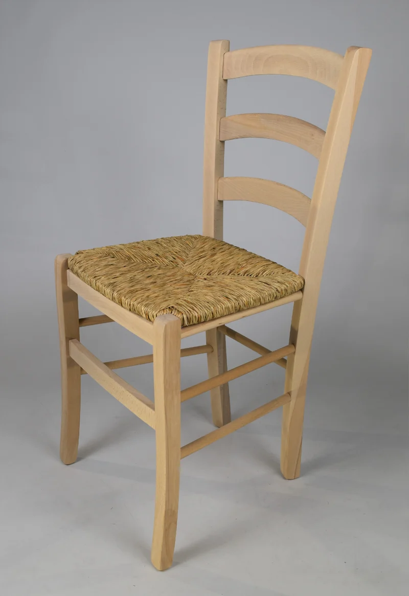 Set sedie modello Venezia con robusta struttura in legno di faggio levigato, non trattato, 100% naturale e seduta in paglia