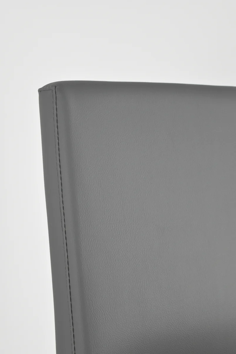 Sgabello basso modello Luisa con struttura in legno di faggio, seduta e schienale imbottiti e rivestiti in pelle artificiale + colori