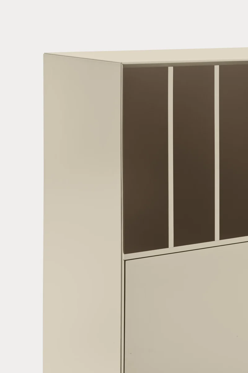 Credenza 1 anta 5 cassetti con gambe in metallo Platt 120x140 cm