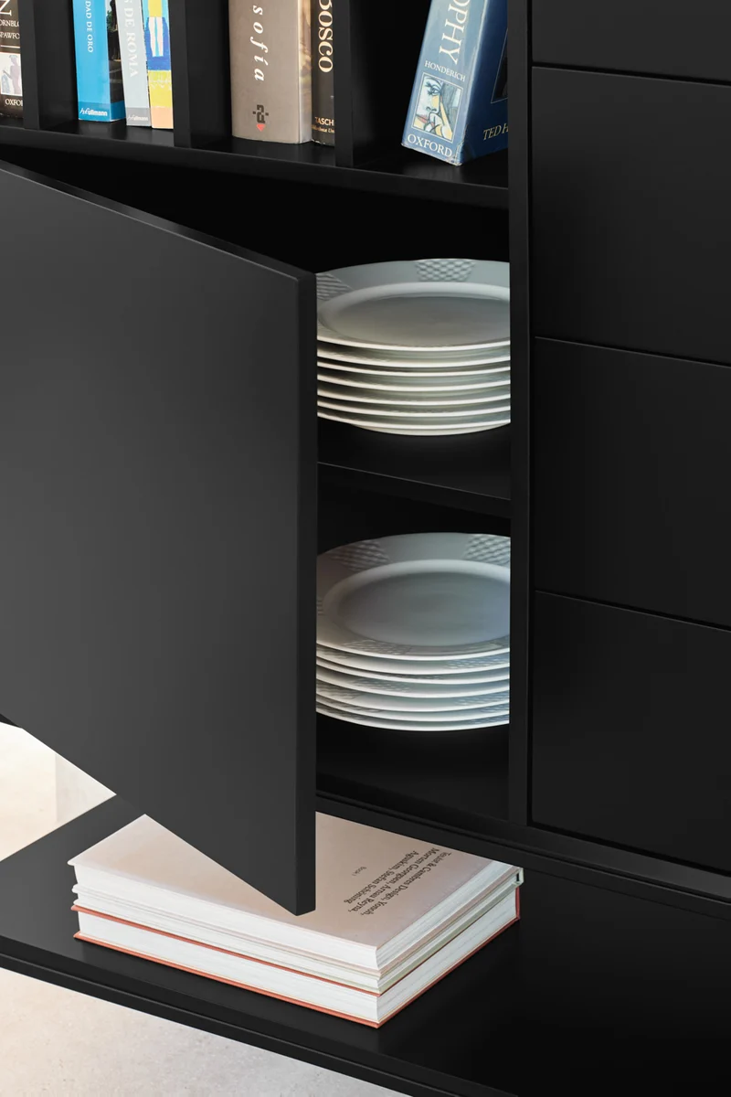 Credenza 1 anta 5 cassetti con gambe in metallo Platt 120x140 cm