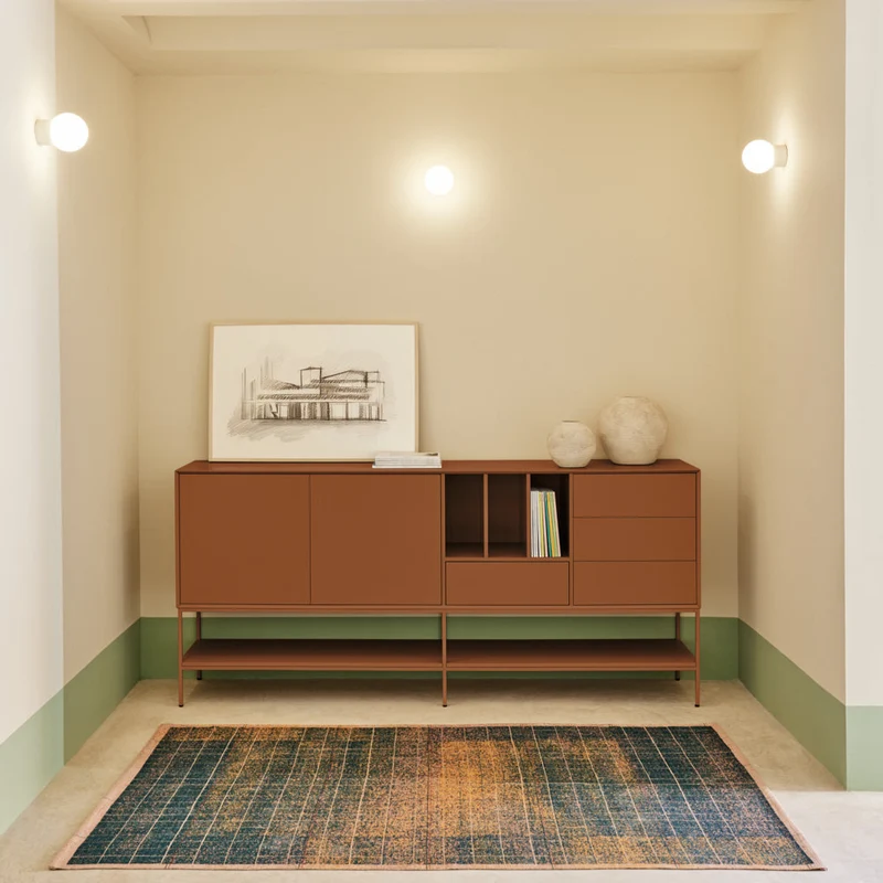 Madia 2 ante 4 cassetti con gambe in metallo Platt 220x98 cm
