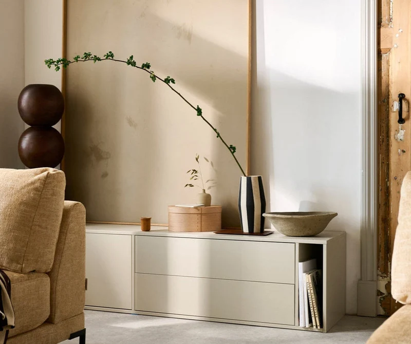 Mobile TV 2 ante 2 cassetti in legno di pino Settle Down 45x200 cm