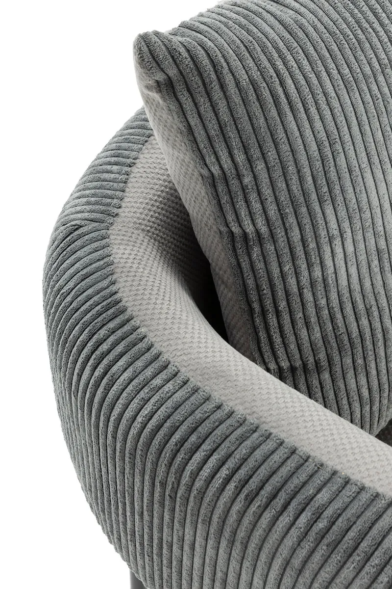 Poltrona in velluto a coste con gambe in metallo Arno 70x61 h72 cm