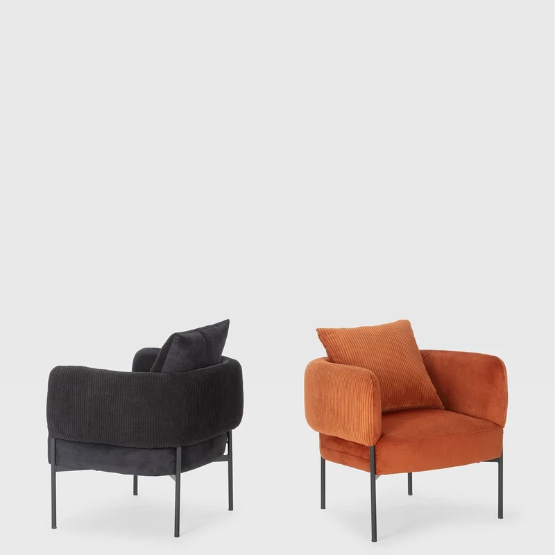 Poltrona in velluto a coste con gambe in metallo Arno 70x61 h72 cm