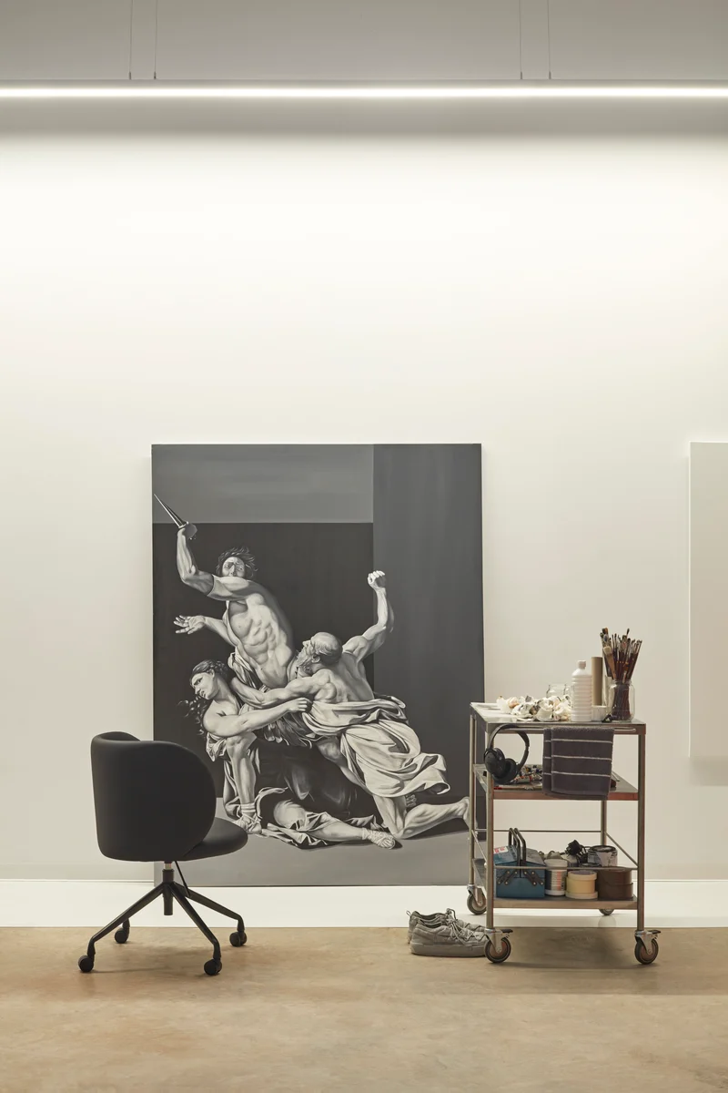 Sedia imbottita girevole con struttura in metallo su ruote Mogi di Teulat 59x53 h47 cm