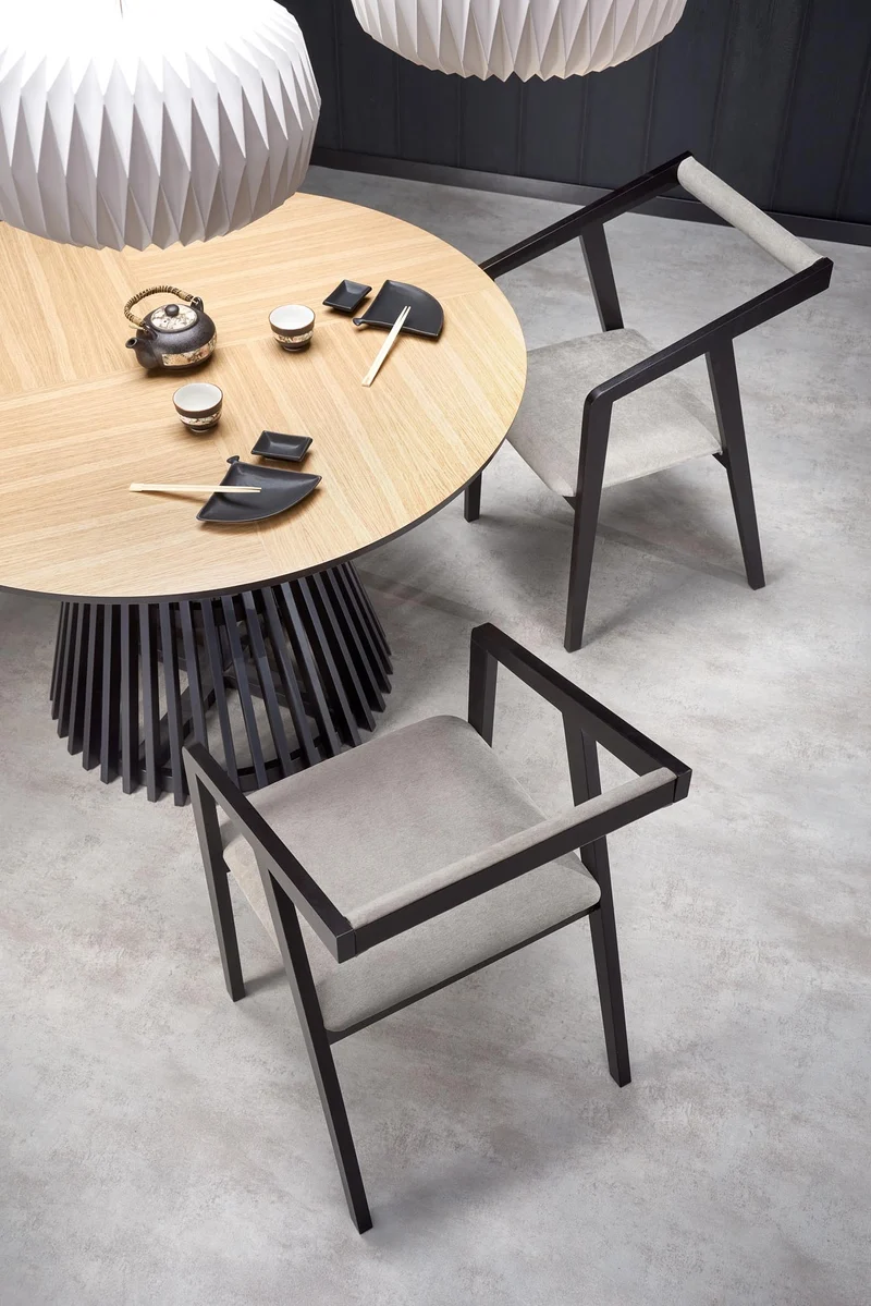 Tavolo tondo in MDF impiallacciato rovere e piede nero Miyaki Ø 120 cm