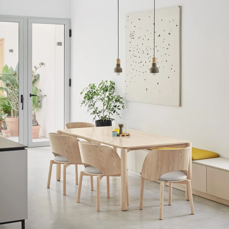 Set 2 sedie in frassino naturale e seduta grigio chiaro Dam 50x78 h45 cm
