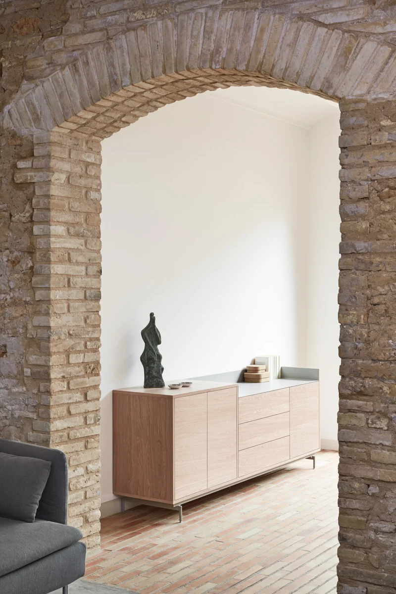 Madia rovere/grigio 3 ante 3 cassetti chiaro Valley di Teulat 200x45 cm