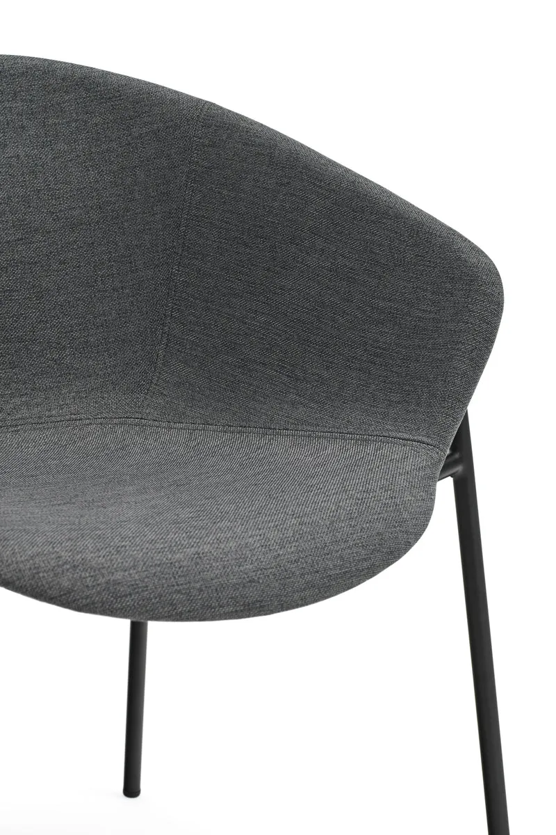 Set 2 sedie in poliestere grigio scuro Hug 66x79 h47 cm