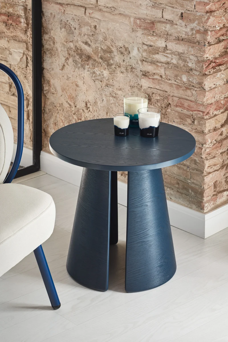 Tavolino tondo in legno blu Cep di Teulat Ø50 h50 cm