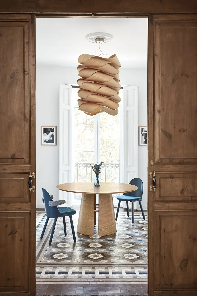 Tavolo tondo 4 posti in legno colore naturale Cep di Teulat Ø137 h75 cm