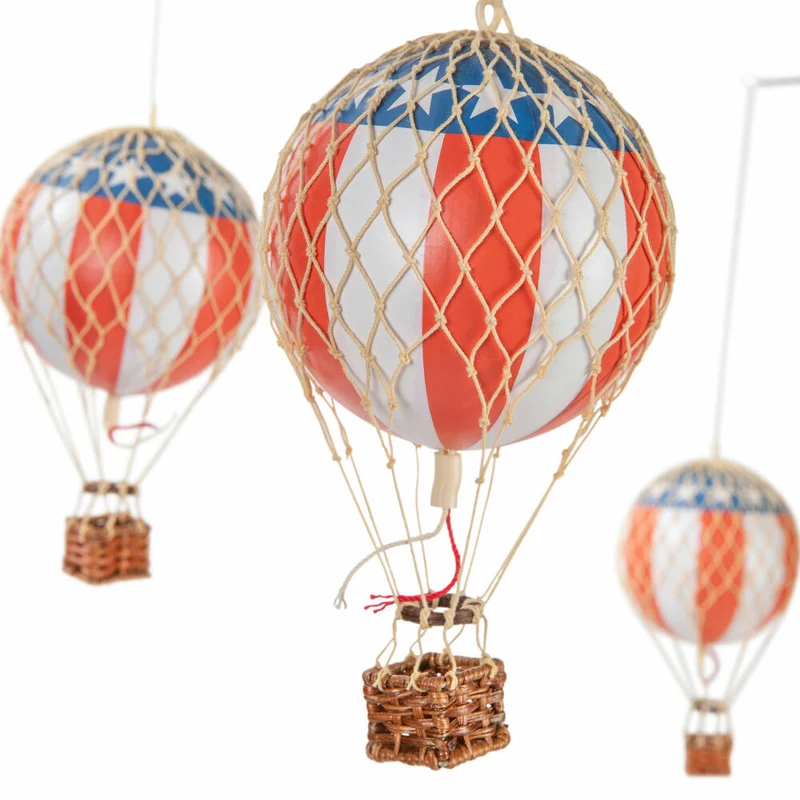 Authentic Models Mobile Flying the Skies US, Hängedekoration, Ballon, Rattan / Papier / Kunststoff, AP136
