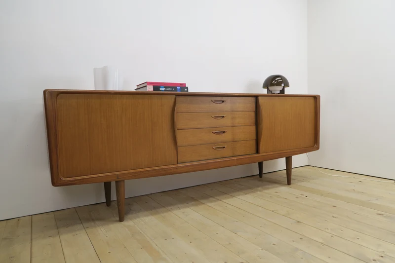 Sideboard in teak di Henry Walter Klein per Bramin Møbler, Danimarca 1960