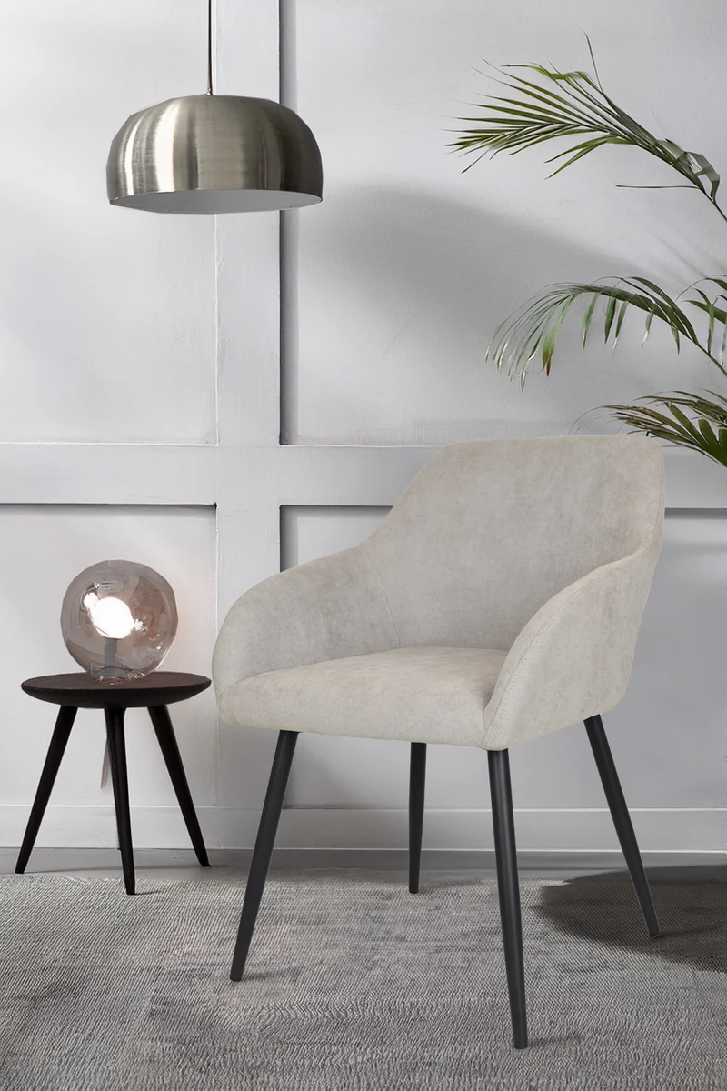 Sedia outlet modello 93 imbottita in tessuto color grigio chiaro