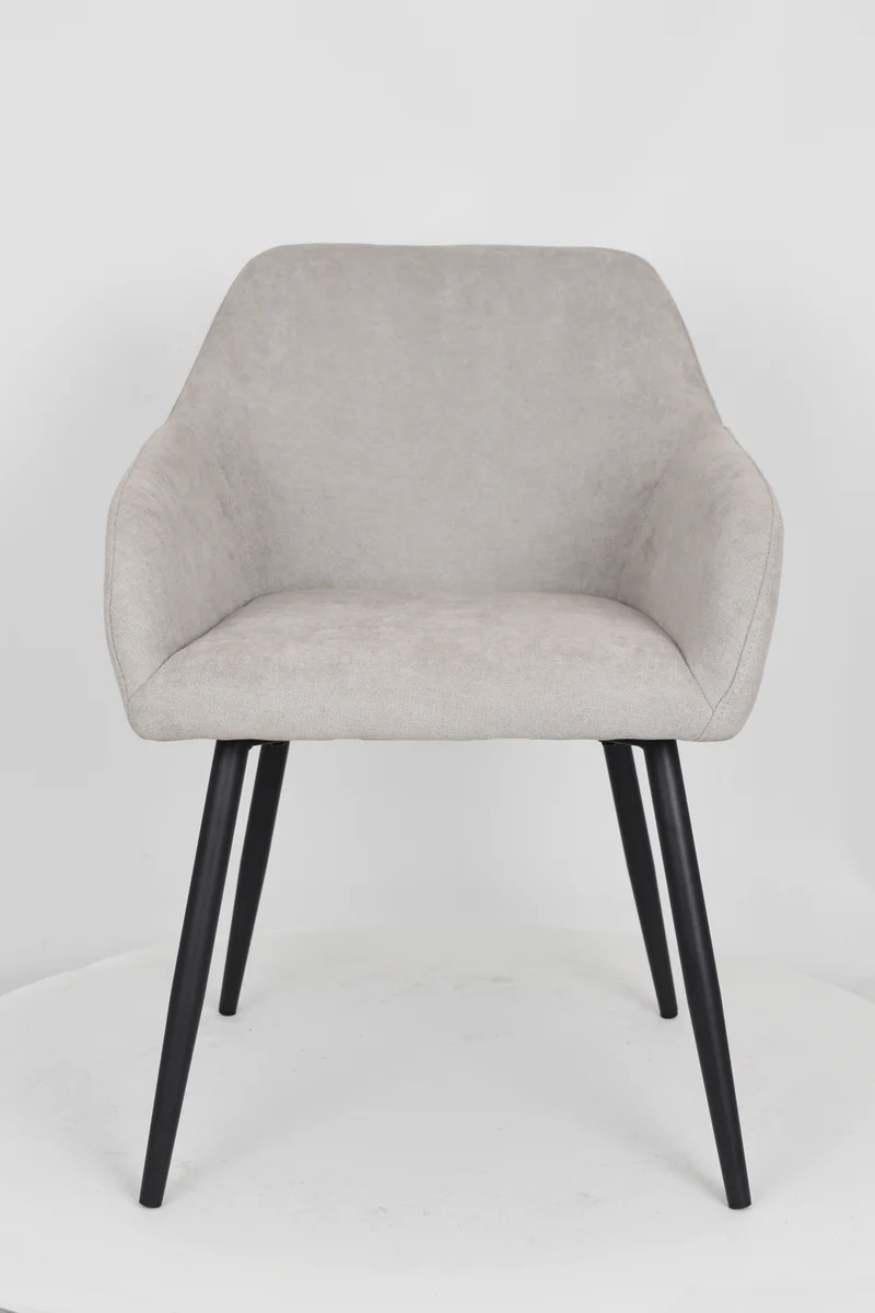 Sedia outlet modello 93 imbottita in tessuto color grigio chiaro