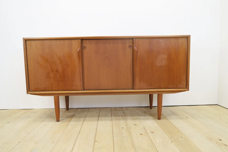 Sideboard in teak Axel Christiansen per ACO Møbler, Danimarca 1960