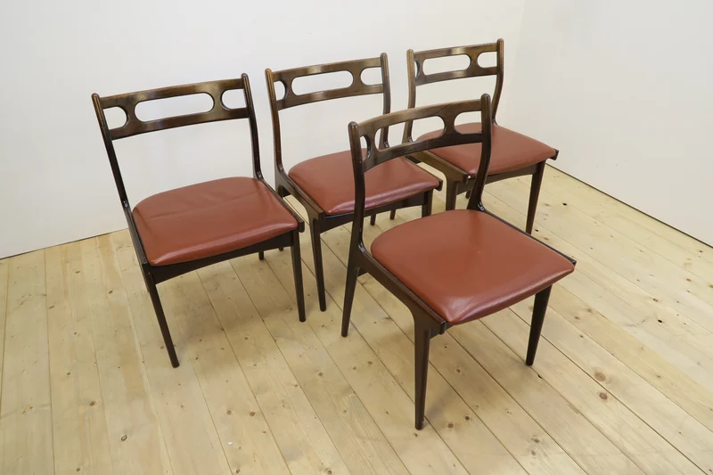 Set di 4 sedie modello 138 di Johannes Andersen per Uldum Møbelfabrik, Danimarca 1960