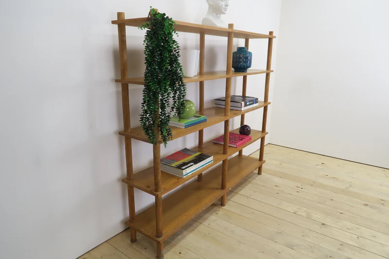 Libreria freestanding in rovere, Danimarca 1960