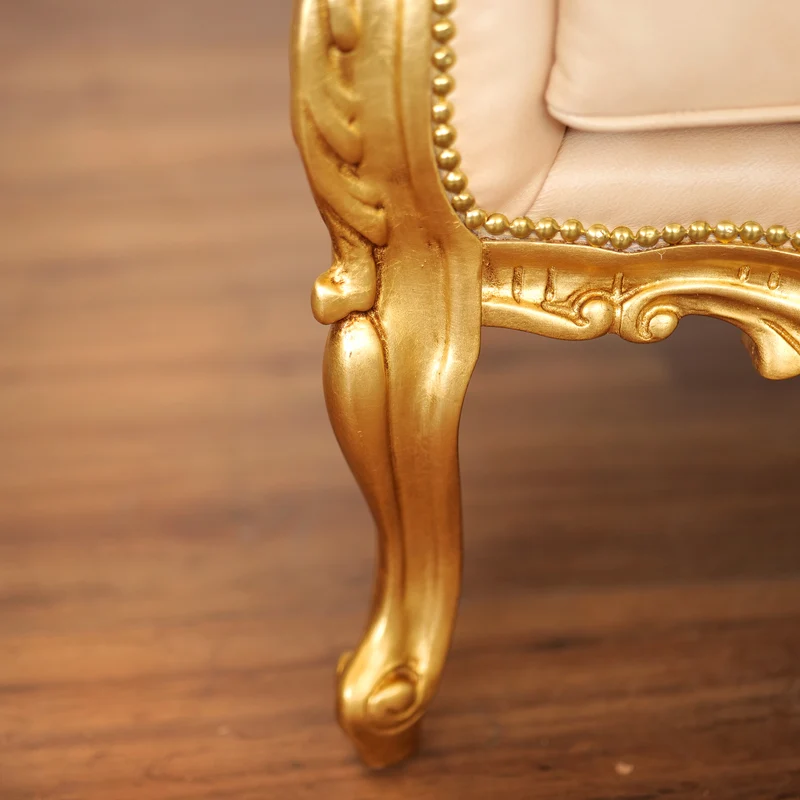 Poltrona Barocca Caterina - Foglia Oro, Pelle Primo Fiore Premium – Artigianato Italiano di Lusso