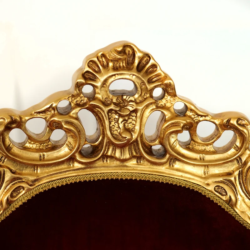 Poltrona Barocca Bernini - Foglia Oro e Velluto – Artigianato Italiano di Lusso