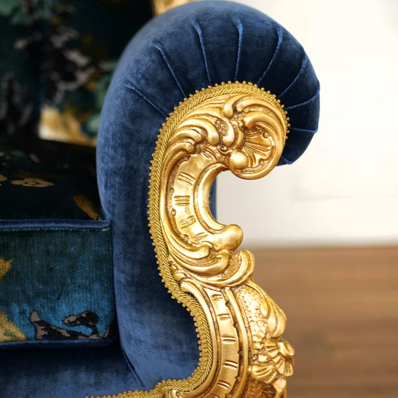 Poltrona Barocca Versailles - Foglia Oro e Velluto – Artigianato Italiano di Lusso