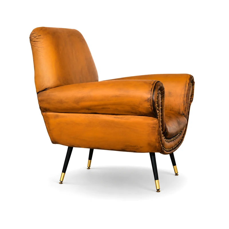 Poltrona Vico Pelle Primo Fiore Premium - Iconica, Finiture di Pregio