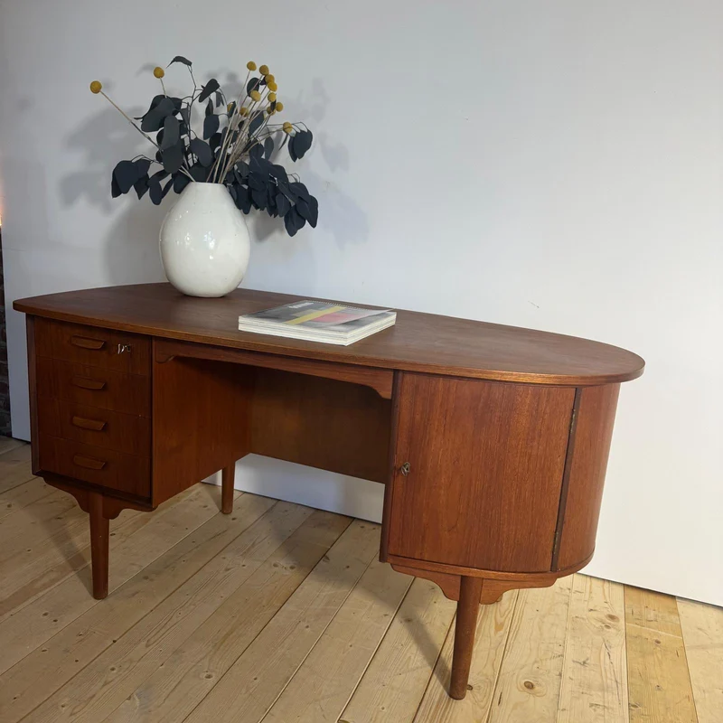Scrittoio Vintage in Teak H.P. Hansen – Eleganza Mid-Century per Ambienti Raffinati