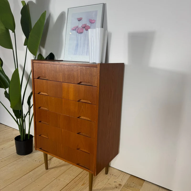 Cassettiera Danese Mid-Century in Teak – Design Scandinavo Vintage, Anni ’60