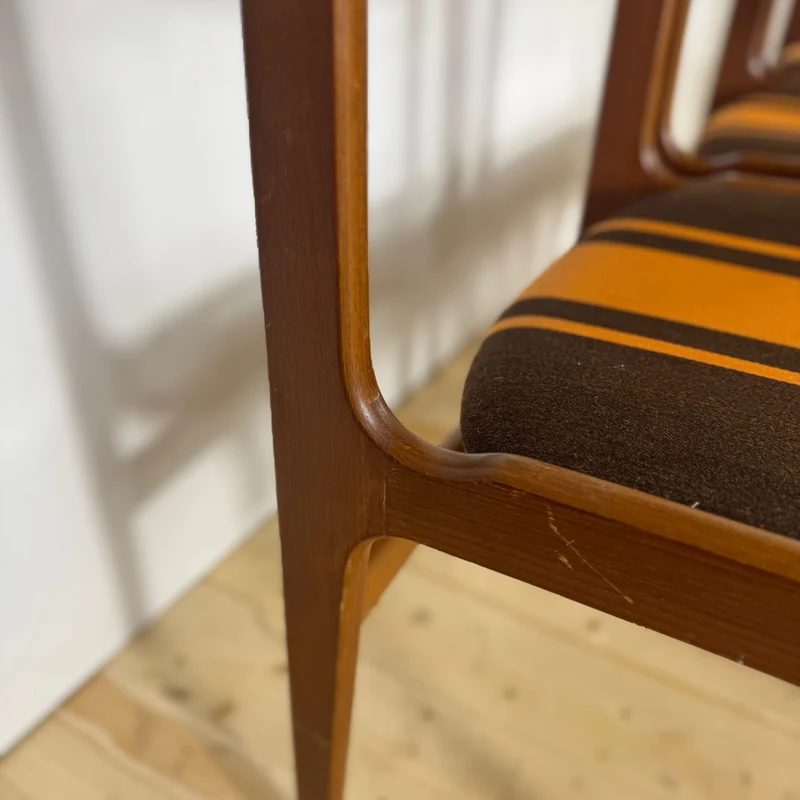 Set di 6 Sedie Vintage in Teak – Attribuite a Erik Buch (Anni '60)