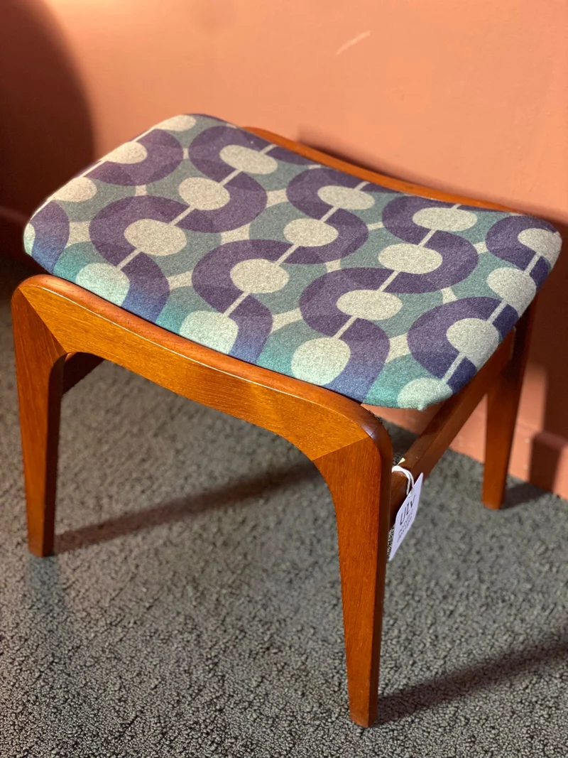 Poggiapiedi Vintage in Teak – Design Danese (Anni '60)