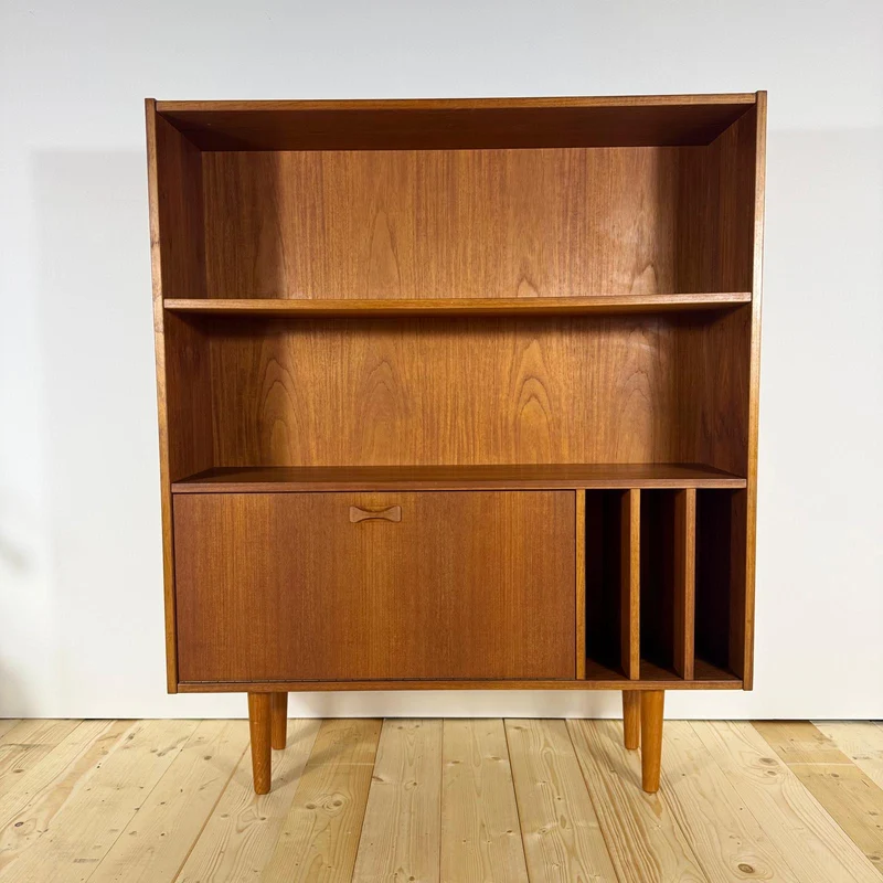 Libreria Vintage in Teak con Anta a Ribaltina (Anni '60)