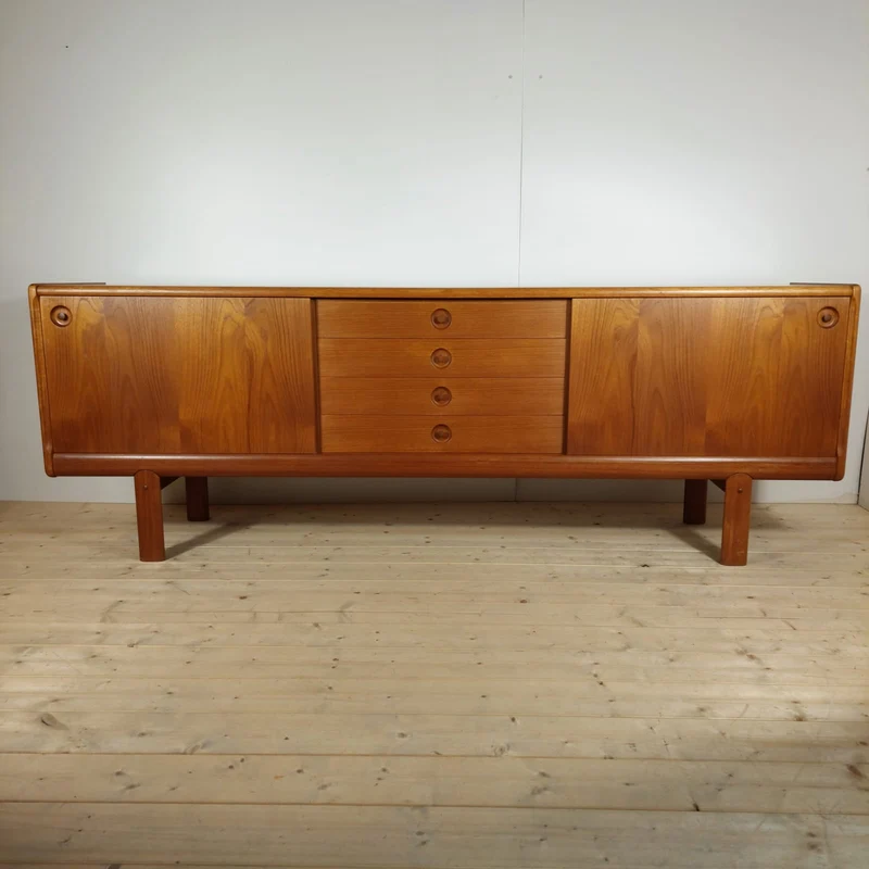 Sideboard Mid-Century in Teak di H.W. Klein per Bramin – Design Danese (Anni '60)