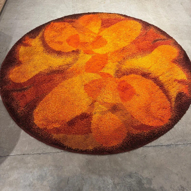 Tappeto Vintage in Lana Arancione – Design Optical Mid-Century (Anni '70)