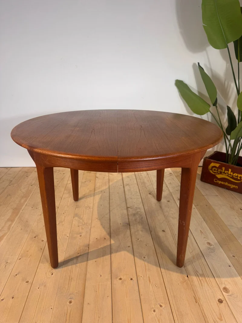Tavolo rotondo Model 62 Henry Kjærnulf in teak, 1958