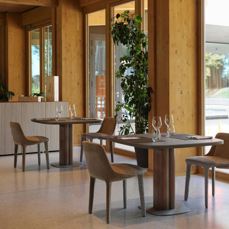 Trafalgar Square Dining Table | Timeless Craftsmanship & Elegant Design