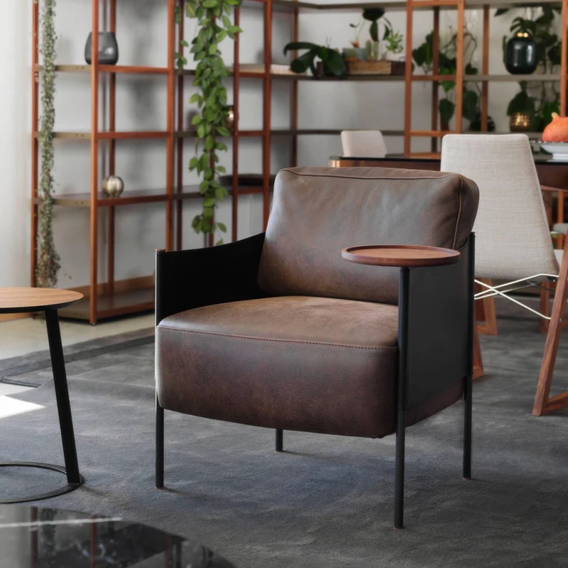SC1 Armchair with Modern Leather Lounge Chair with Side Table