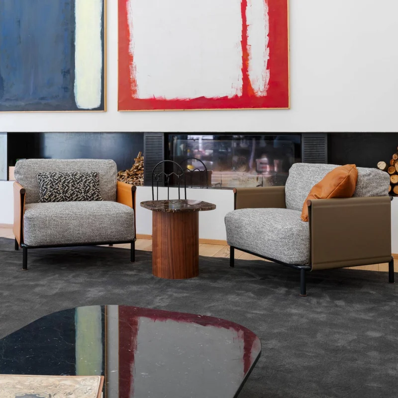 SC2 Armchair with Modern Lounge Chair with Metal Frame & Upholstered Comfort