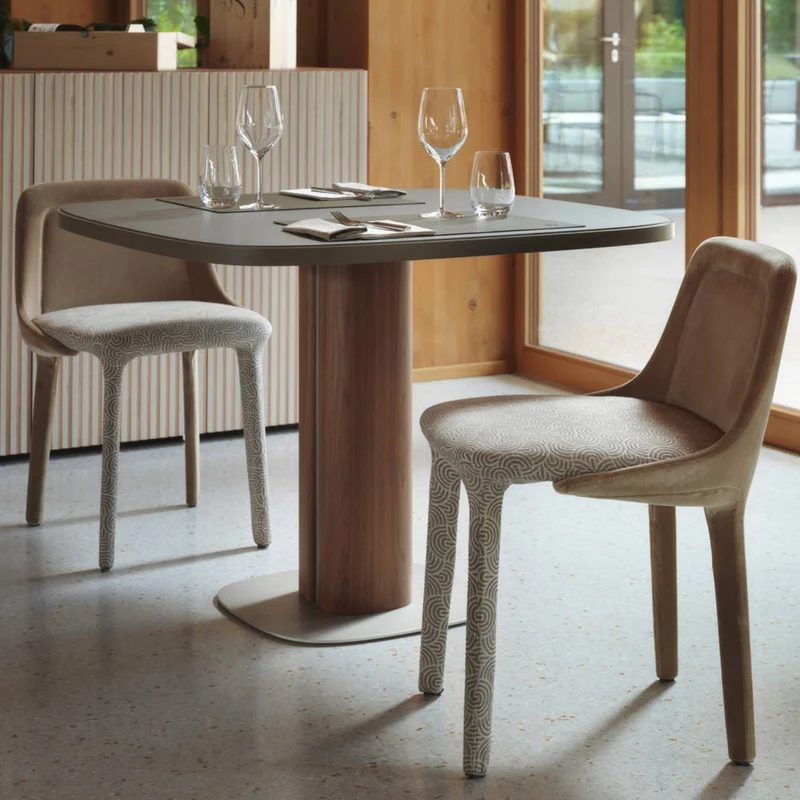 Lepel Smooth Chair – Elegant Upholstered Dining Seating