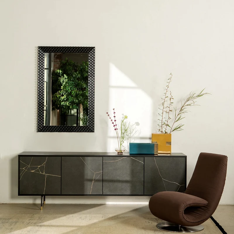 Kintsugi Ceramic Sideboard | Glossy Black Finish & Glass Shelves
