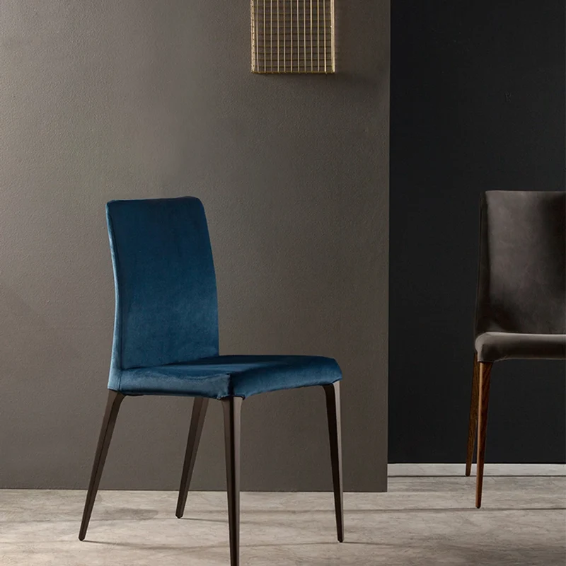 Elegant Aragona Chair | Timeless Style & Supreme Comfort