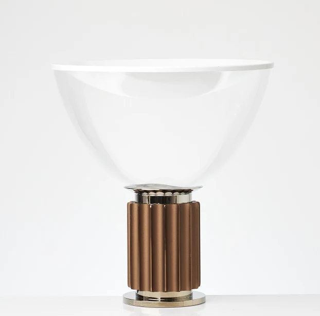 Lampada da Tavolo “Taccia” di Pier Giacomo e Achille Castiglioni per Flos – (1960)