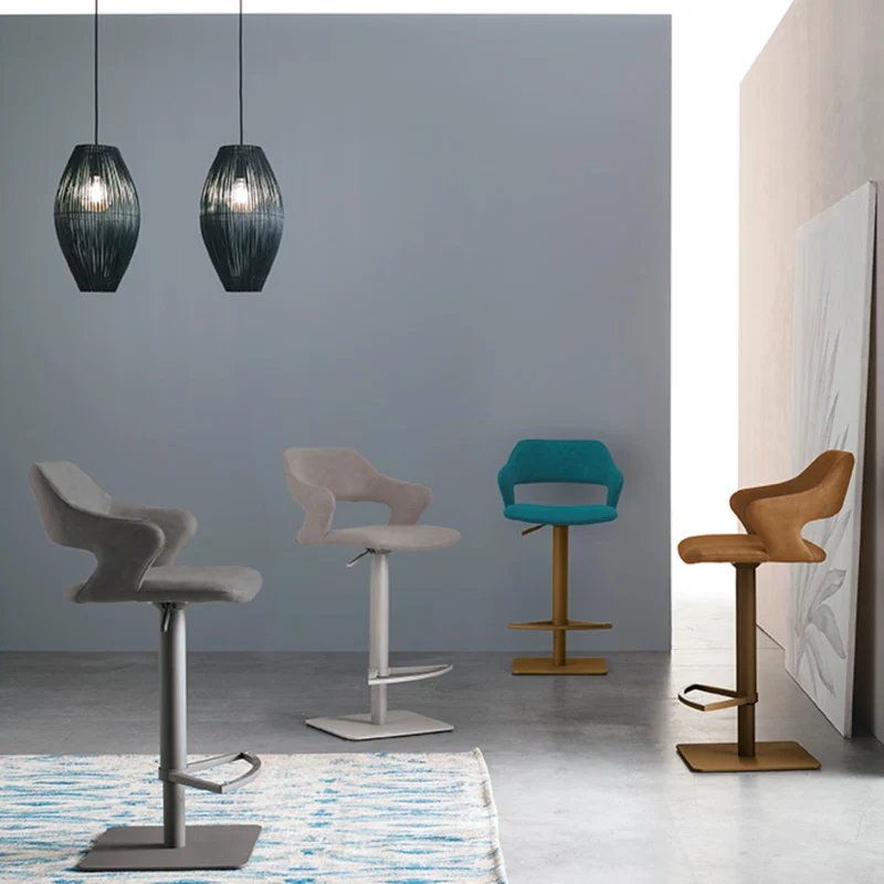 Seattle Adjustable Stool