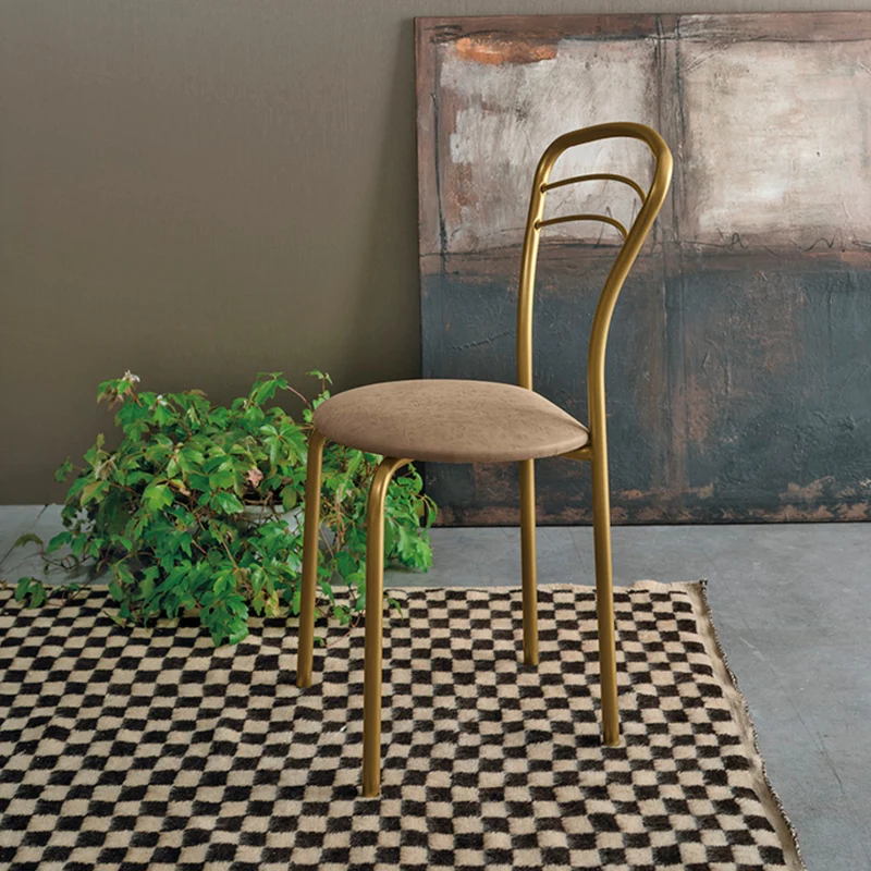 Bogota Small Space Chair