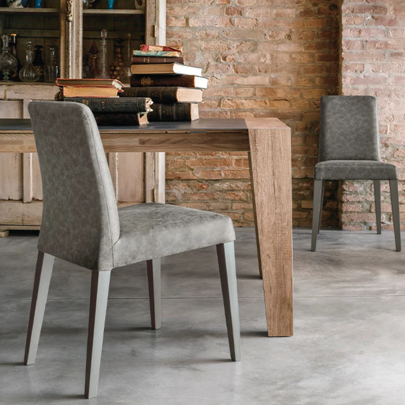 Lucerna Low Back Classic Chair