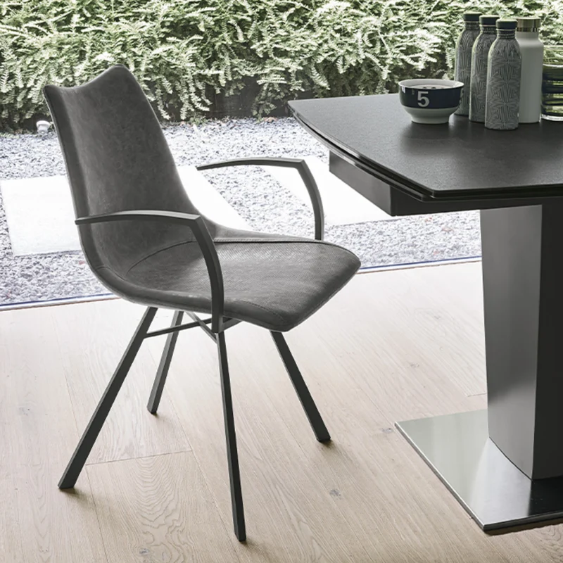 Maiorca Versatile Armchair