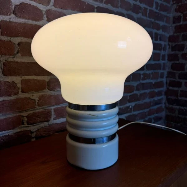 Lampada da tavolo ‘Bulb’ di Enrico Tronconi, per Tronconi, Italia 1970