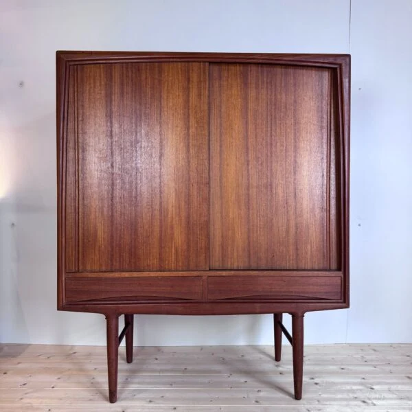 High Sideboard Vintage di Axel Christiansen per ACO Møbler – Danimarca (1960)