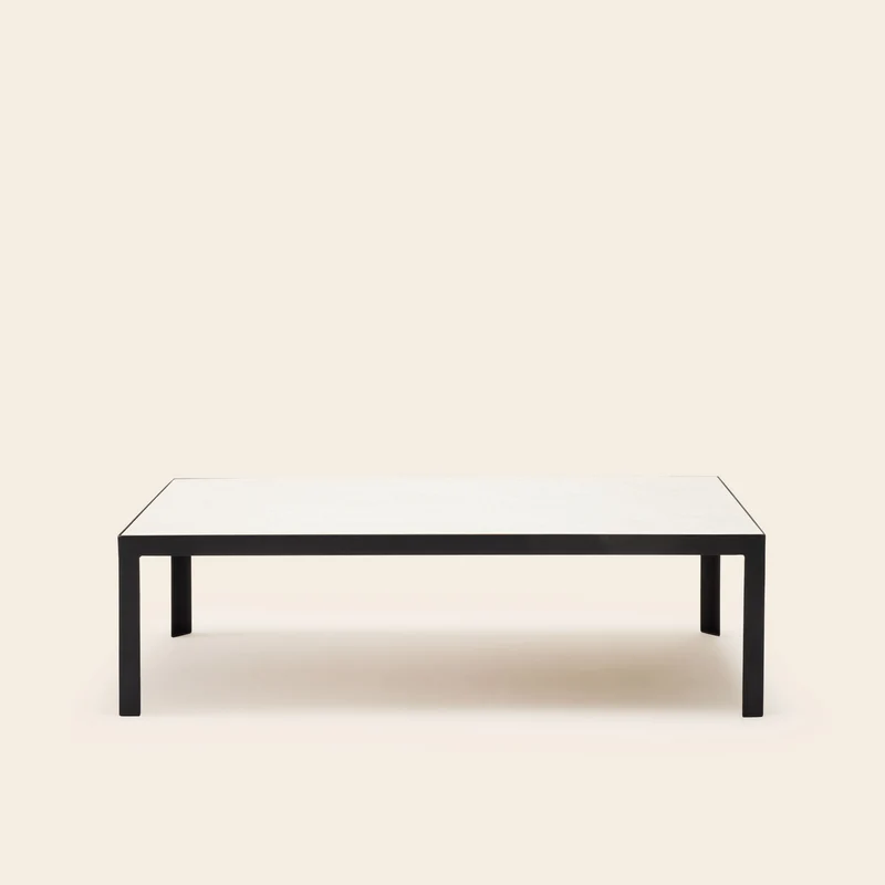 Table basse ORELIA blanc minéral et métal noir