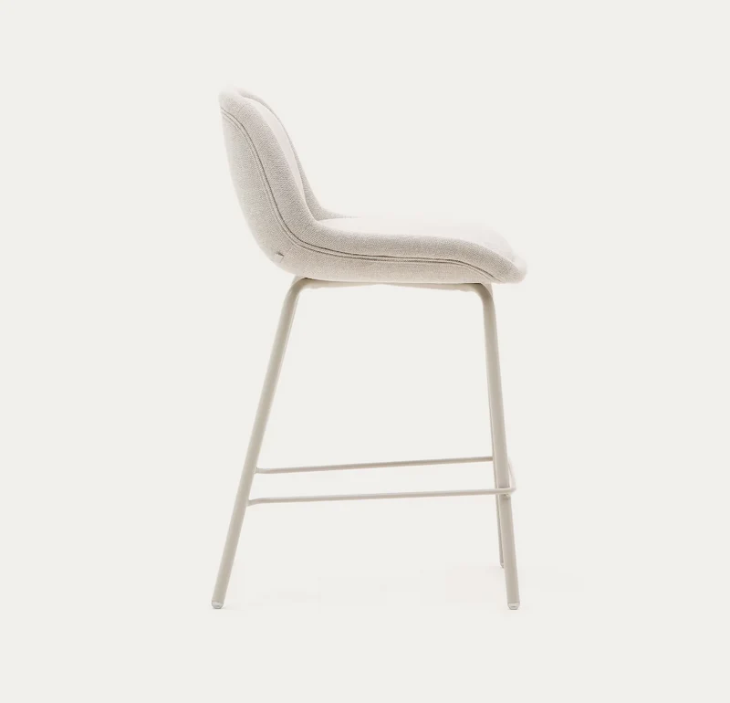 Sgabello AIMIN in ciniglia beige e gambe in acciaio con finitura verniciata beige h seduta 65cm